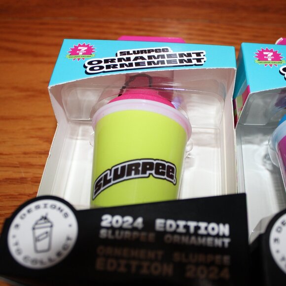 FREE*❤️7-Eleven SLURPEE ornament 2024 edition Making The Holidays Mixational - Picture 2 of 5